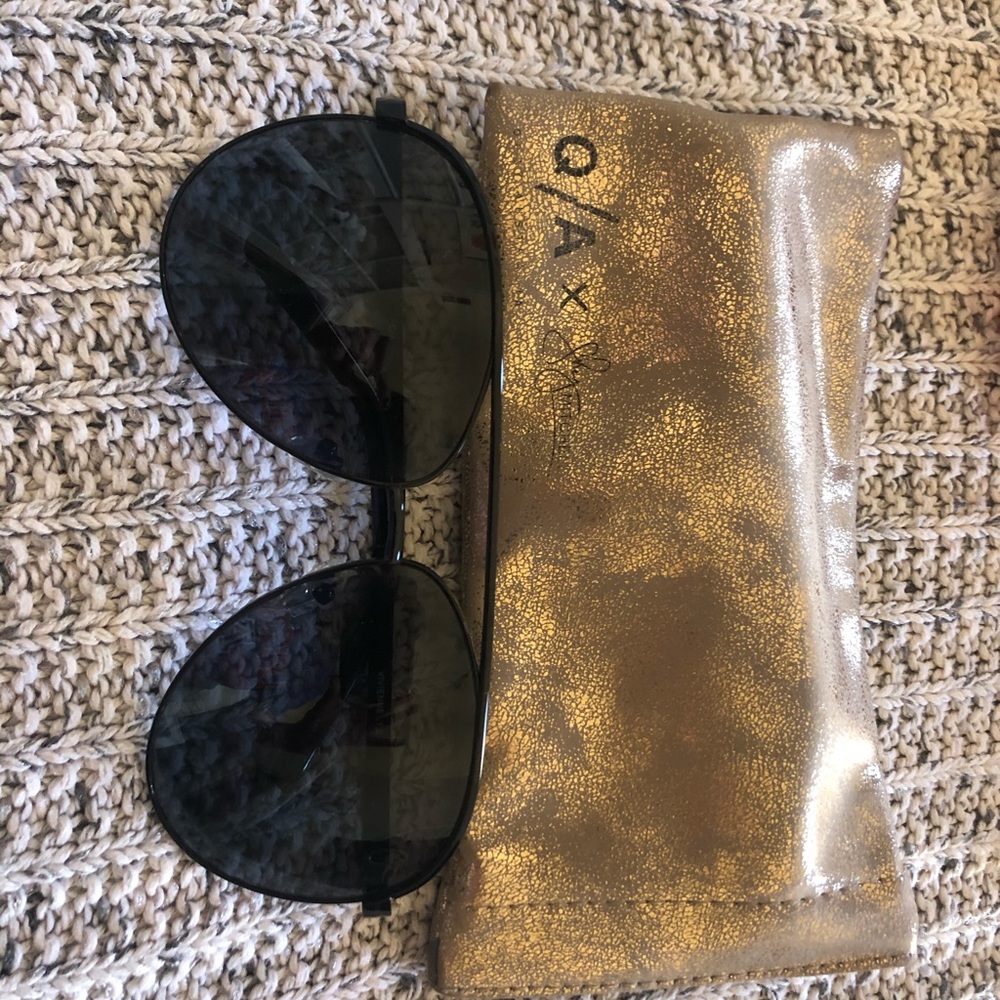 Quay Oversized Black Aviator Sunglasses